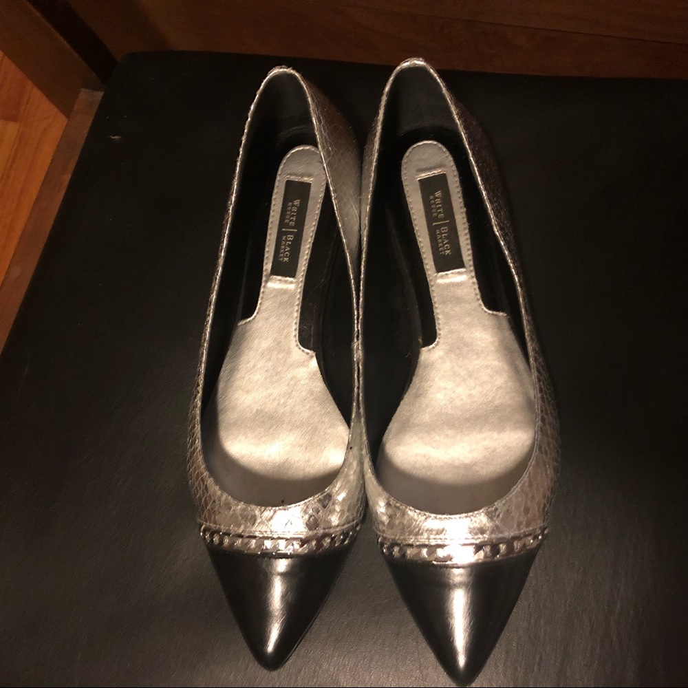 White House Black Market Fantail flats size 8